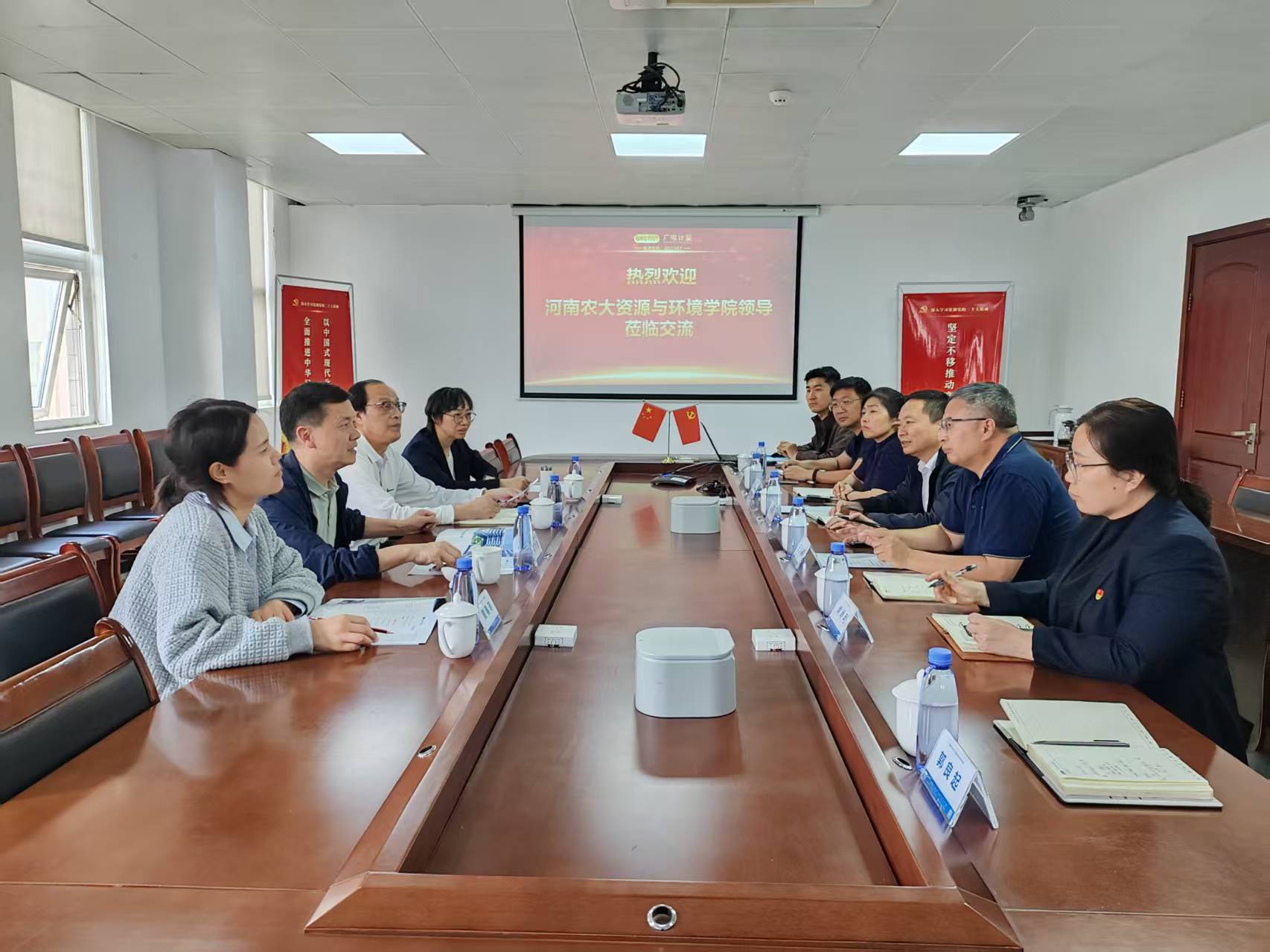 �Ͼ�����