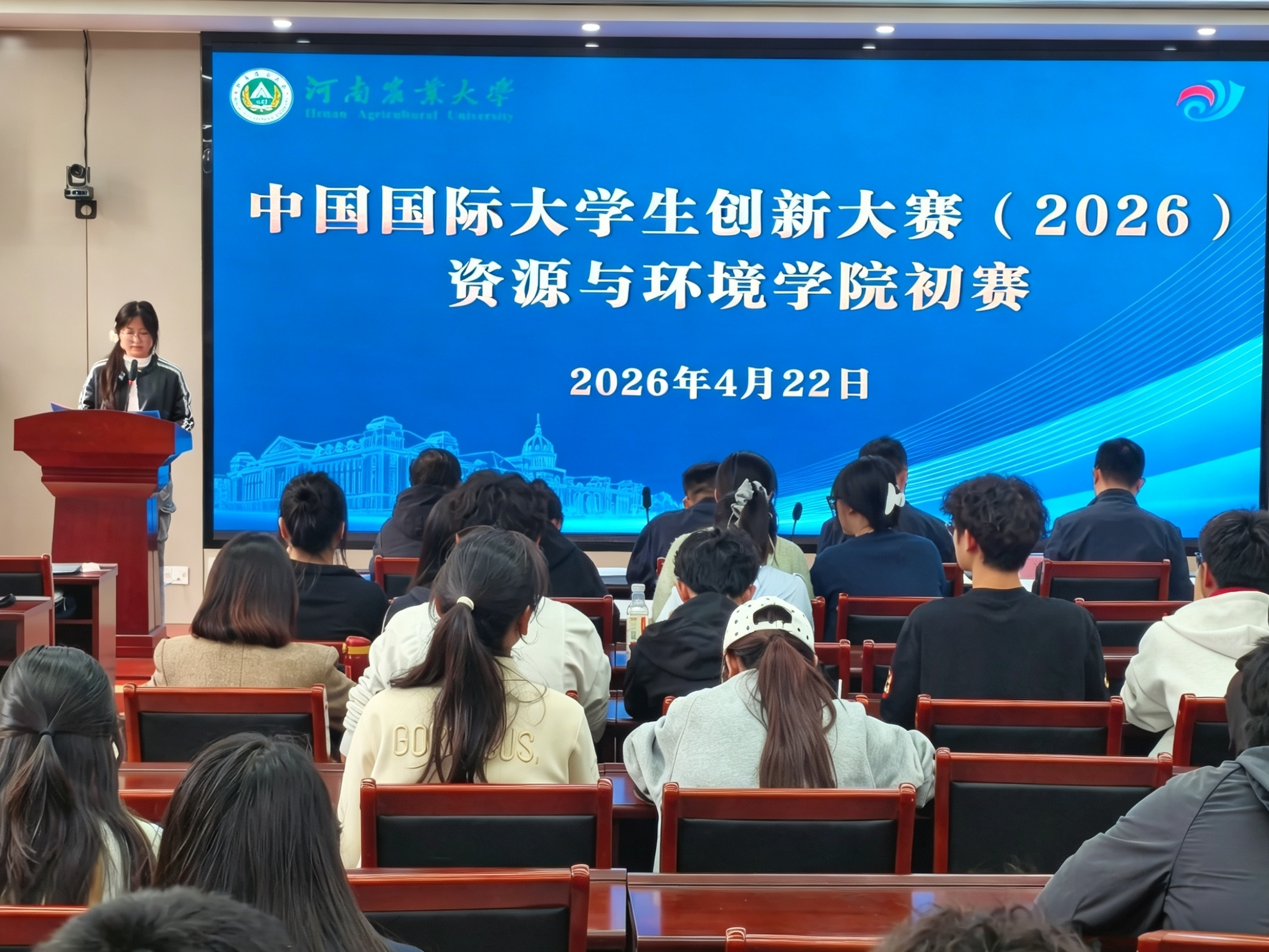 �Ͼ�����